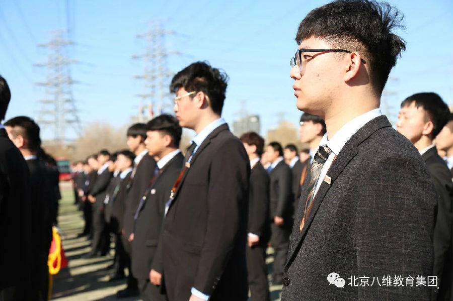 江蘇宿遷八維教育職業學校AI技術人才培養基地開啟職場成功之門