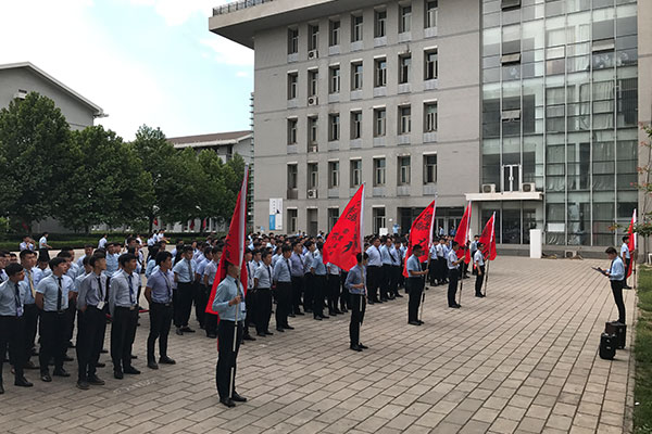 八維職業學校網絡工程專業學子學習生活風采